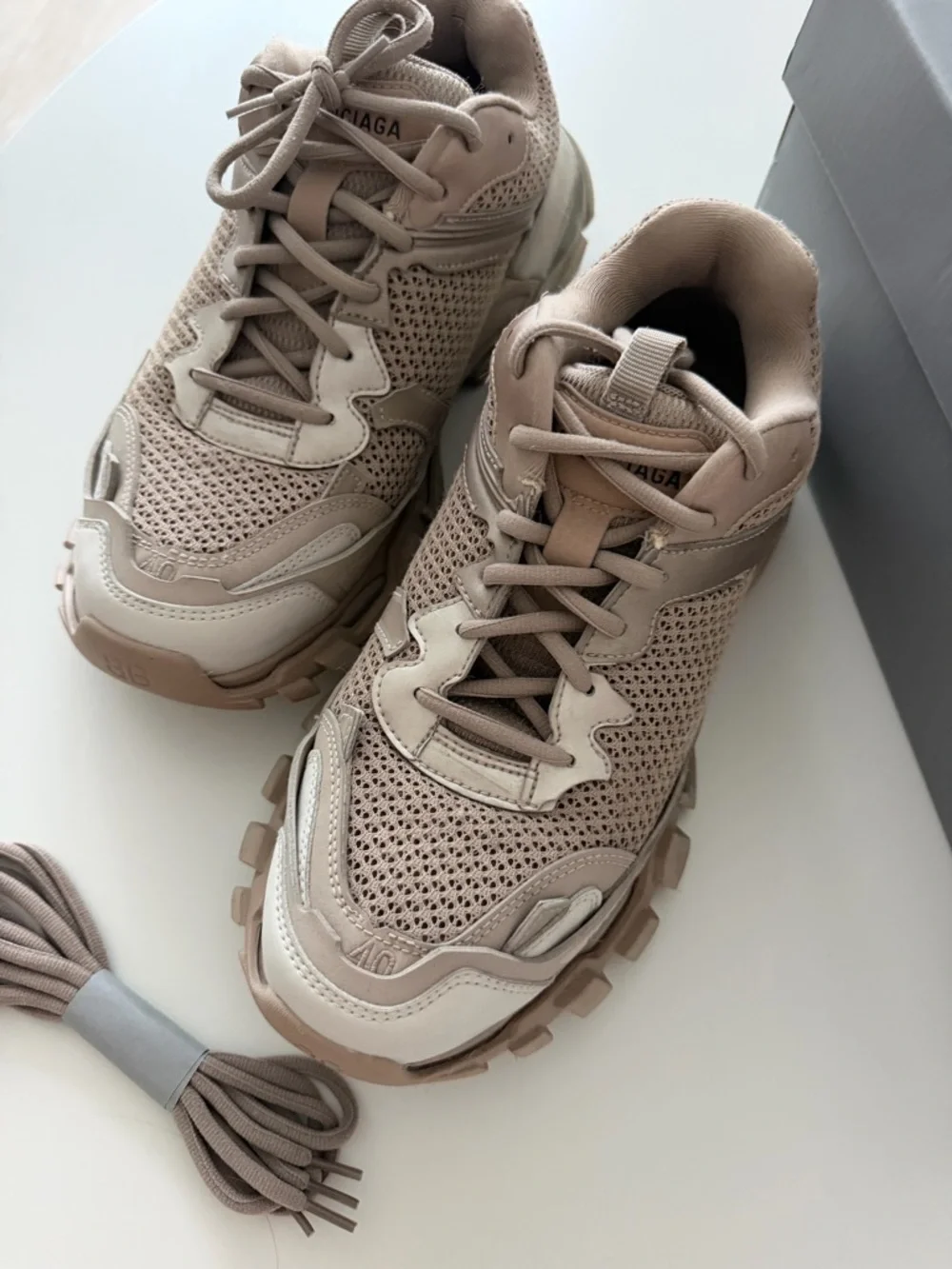 New. Balenciaga Beige/Taupe Track Trainer Sneakers - Picture 9 of 16